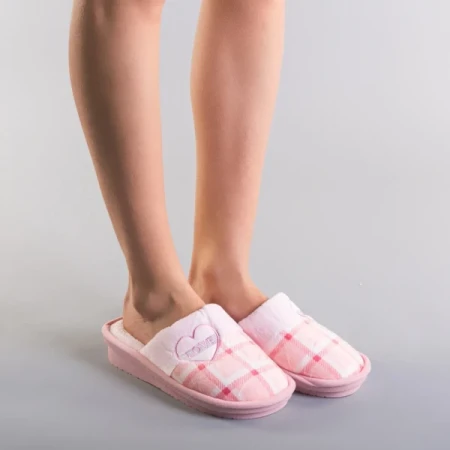 Fifa világos rózsaszín női papucs