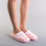 Fifa világos rózsaszín női papucs