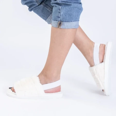 Saira Fehér női papucs