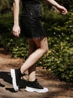 Horny fekete női tornacipő