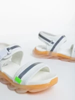 Josine fehér női szandál