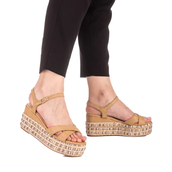 Amija bézs női szandál