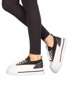 Serusa fekete női tornacipő