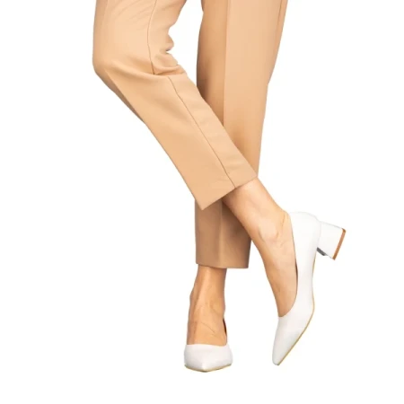 Nadyna fehér női cipő