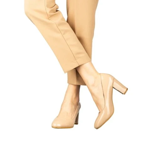 Crenta női barackszinű cipő műbőrből