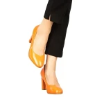 Crenta női narancs cipő műbőrből