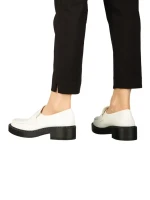 Pertina fehér női mokaszin  műbőrből