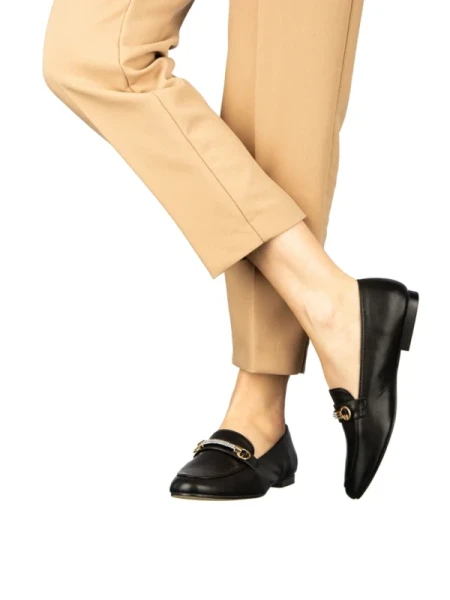 Namari női fekete mokaszin műbőrből