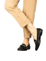 Namari női fekete mokaszin műbőrből