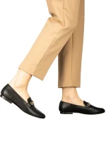 Namari női fekete mokaszin műbőrből