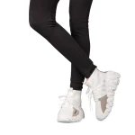 Meil fehér női sportcipő anyagból