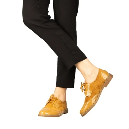 Bergo női camel alkalmi műbőr cipő