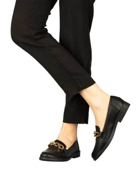 Belgium fekete színű bőrből női mokaszin