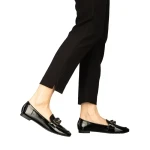 Neka fekete színű műbőr női mokaszin