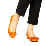 Turni női narancssárga műbőr magassarkú cipő