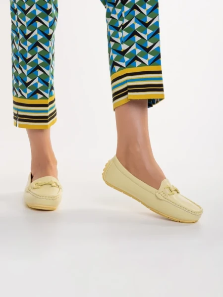 Cecil sárga, műbőr női mokaszin