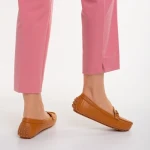 Ariella camel, műbőr női mokaszin