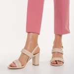 Nicolle bézs, műbőr női szandál sarokkal