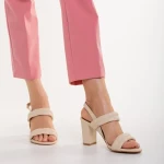 Nicolle bézs, műbőr női szandál sarokkal