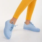 Stere kék női teniszcipő textil anyagból