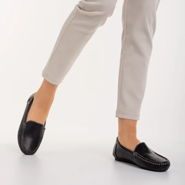 Vanera fekete női mokaszin, műbőrből készült