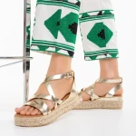 Xiena arany női szandál, műbőrből készült