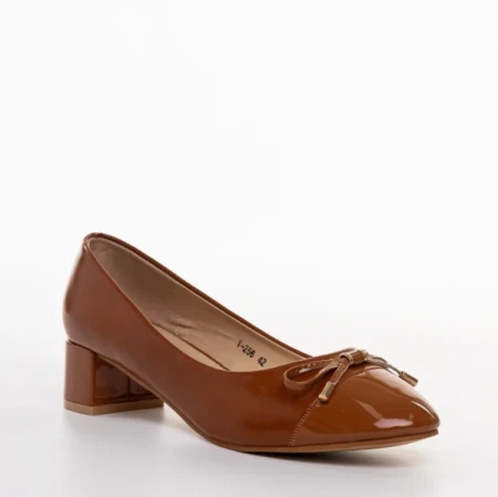 Colina camel női cipő sarokkal, műbőrből készült