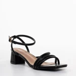 Nayeli fekete női szandál sarokkal, műbőrből készült