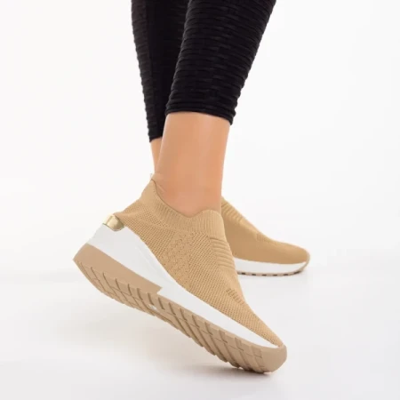 Misima khaki női sportcipő, textil anyagból készült