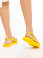 Beloved sárga női szandál, műbőrből készült