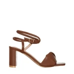 Divina barna női szandál sarokkal, műbőrből készült