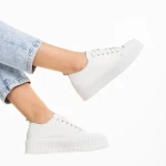 Dionne bézs női tornacipő, műbőrből készült