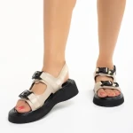 Caroline bézs női szandál, műbőrből készült