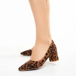 Carlie barna és fekete női cipő, textil anyagból készült