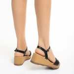 Yadira fekete női szandál, műbőrből készült