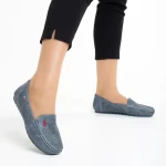 Cartina kék női mokaszin, műbőrből készült