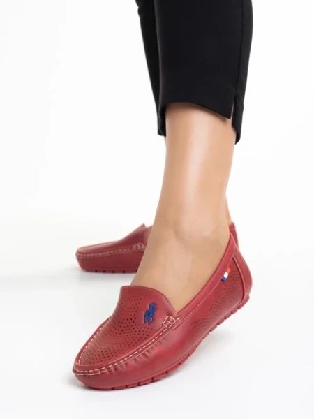 Cartina piros női mokaszin, műbőrből készült