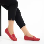 Lakaya piros női mokaszin, műbőrből készült