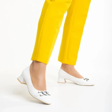 Braulia fehér női cipő, műbőrből készült