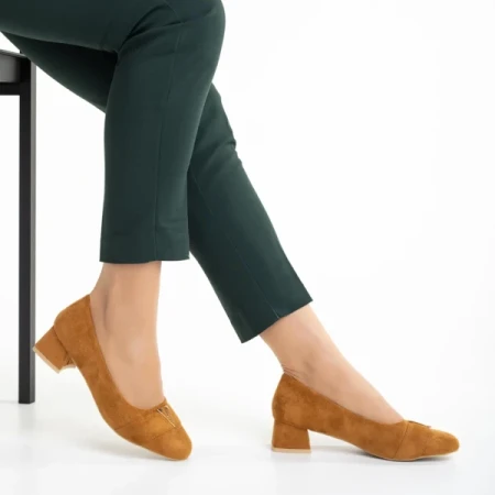 Briella camel női cipő, textil anyagból készült