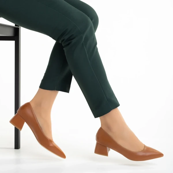 Dimina világos barna női cipő