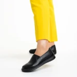 Emiliana fekete női cipő, műbőrből készült