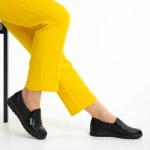 Coco fekete női cipő, műbőrből készült