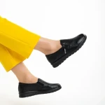 Coco fekete női cipő, műbőrből készült