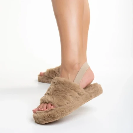 Retal sötét bézs női papucs, szintetikus bundából készült