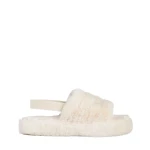 Retal világos bézs női papucs, szintetikus bundából készült