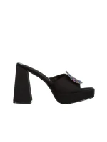 Burma fekete női papucs, textil anyagból készült