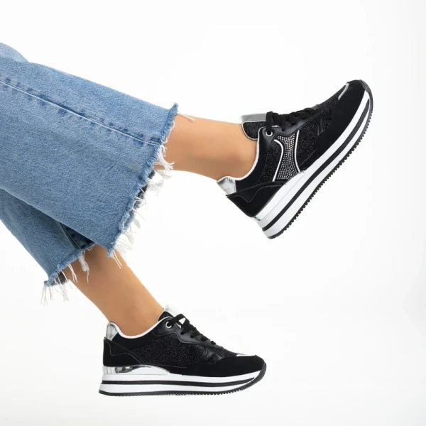 Haya fekete női sportcipő, textil anyagból készült