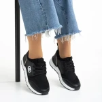 Nairobi fekete női sportcipő, műbőrből és textil anyagból készült