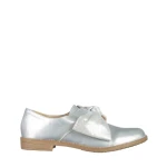 Mitra ezüst női cipő, lakkozott műbőrből készült
